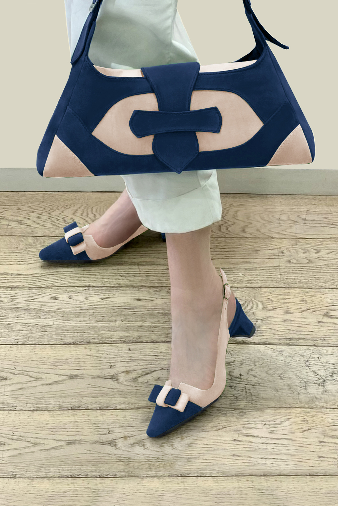 Navy blue and powder pink women's open back shoes, with a knot. Tapered toe. Low kitten heels. Top view - Florence KOOIJMAN